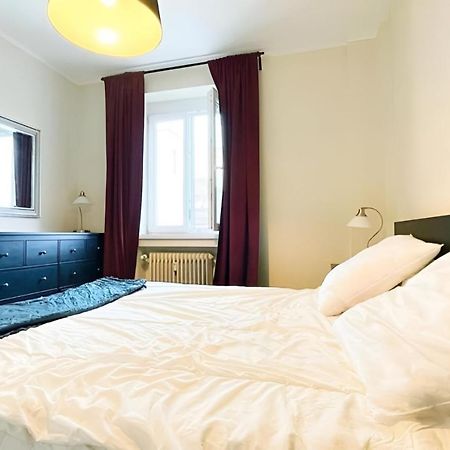 City Center Apartment In Middle Of Братислава Екстер'єр фото