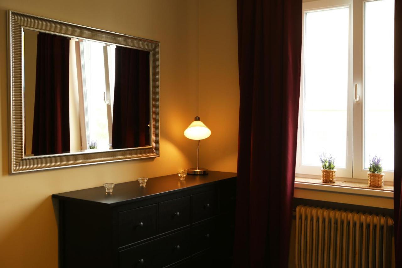 City Center Apartment In Middle Of Братислава Екстер'єр фото